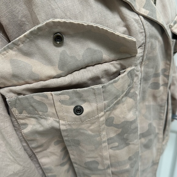 Anthropologie Hei Hei Ronan Camo print cropped linen jacket L - Picture 8 of 15